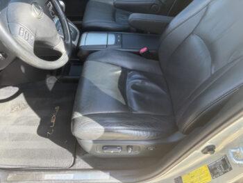 52529744-lexus-rx-2006