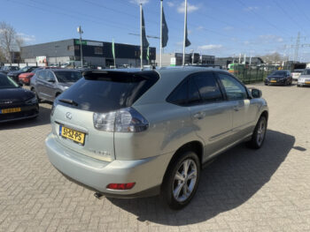 52529744-lexus-rx-2006