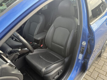 52607917-kia-xceed-2020