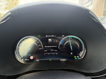 52607917-kia-xceed-2020