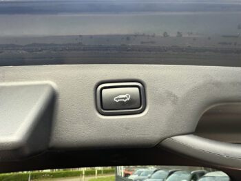 52608308-kia-niro-2023