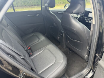 52608308-kia-niro-2023