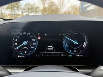 52608308-kia-niro-2023