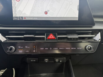 52608308-kia-niro-2023