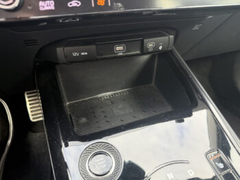 52608308-kia-niro-2023