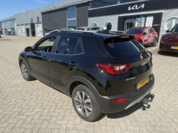 52640667-kia-stonic-2022