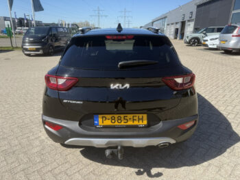 52640667-kia-stonic-2022