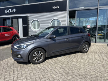 52667861-hyundai-i20-2019
