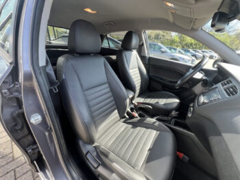 52667861-hyundai-i20-2019