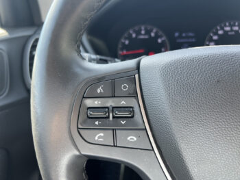 52667861-hyundai-i20-2019