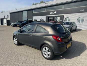 52672549-opel-corsa-2013