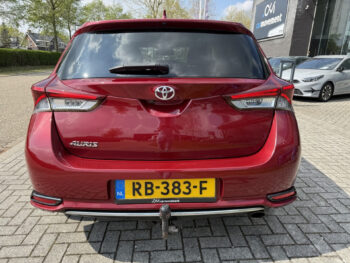 52787908-toyota-auris-2017
