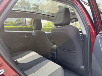 52787908-toyota-auris-2017