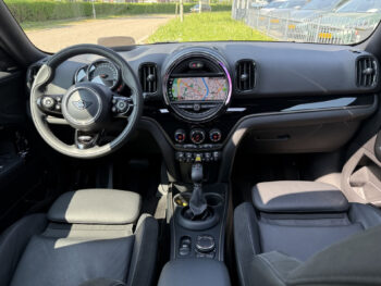 52796603-mini-countryman-2019