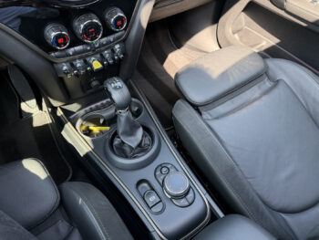 52796603-mini-countryman-2019