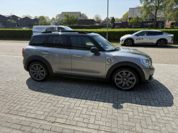 52796603-mini-countryman-2019
