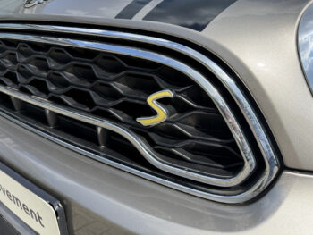 52796603-mini-countryman-2019