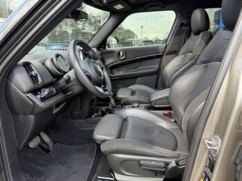 52796603-mini-countryman-2019