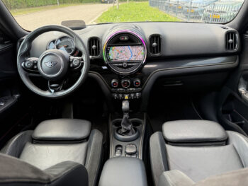 52796603-mini-countryman-2019