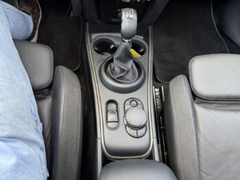 52796603-mini-countryman-2019