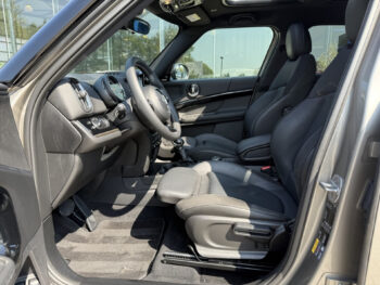 52796603-mini-countryman-2019