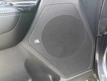 52853167-kia-niro-2018