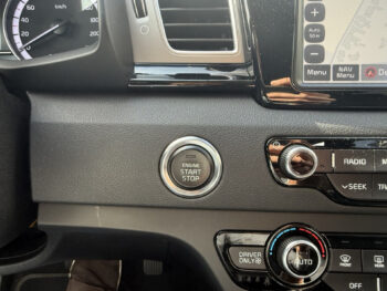 52853167-kia-niro-2018