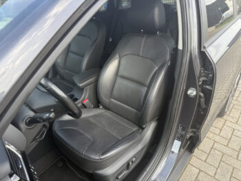 52853167-kia-niro-2018