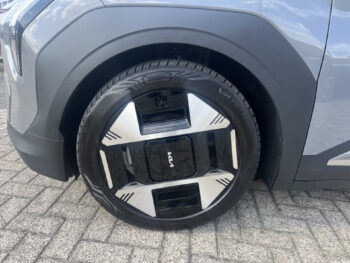 52856522-kia-ev3-2025