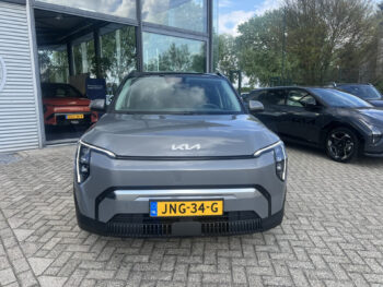 52856522-kia-ev3-2025