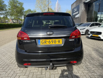 52900791-kia-venga-2015