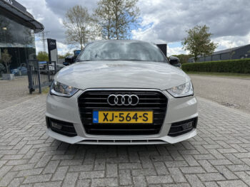 52935654-audi-a1-2019