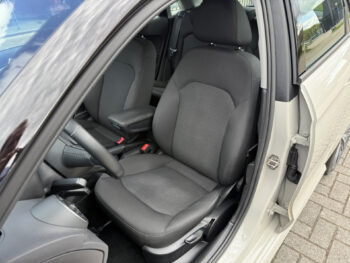 52935654-audi-a1-2019