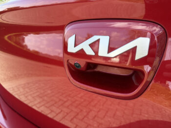 52962683-kia-rio-2023