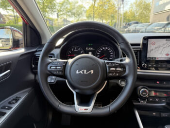 52962683-kia-rio-2023