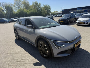 52979739-kia-ev6-2025