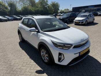 52979912-kia-stonic-2024