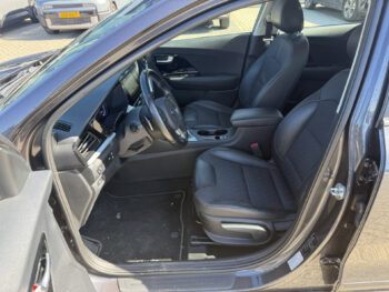 53010758-kia-niro-2020