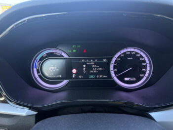 53010758-kia-niro-2020