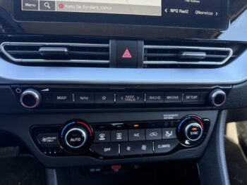 53010758-kia-niro-2020