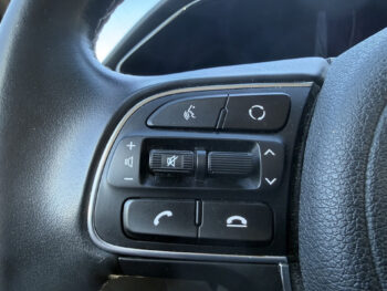 53010758-kia-niro-2020