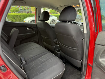 53063455-kia-venga-2018