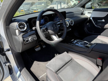 53115144-mercedes-benz-a-klasse-2024