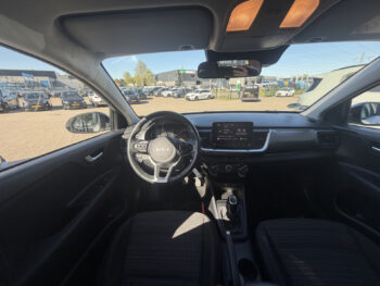 53136196-kia-stonic-2023