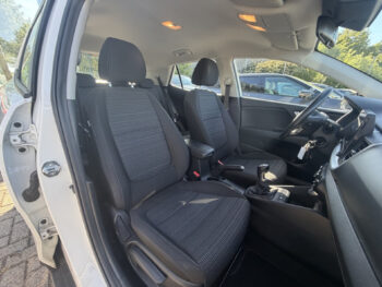 53136196-kia-stonic-2023