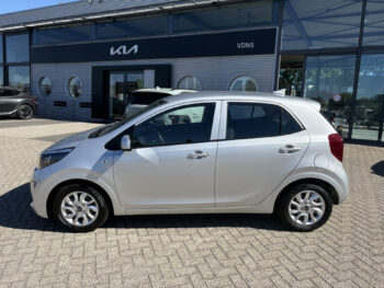 53162682-kia-picanto-2020