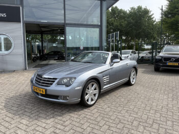 53187505-chrysler-crossfire-2004