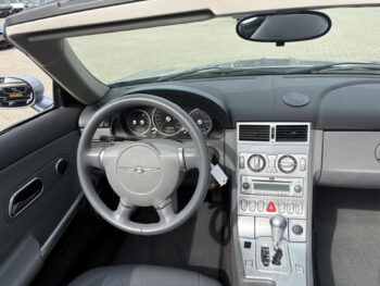 53187505-chrysler-crossfire-2004