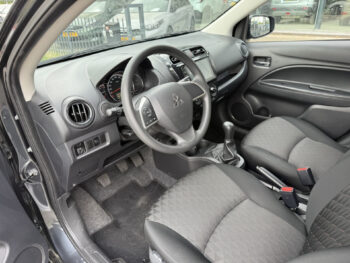 53193978-mitsubishi-space-star-2024