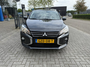 53193978-mitsubishi-space-star-2024